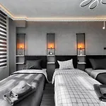Nil Denis Palace شقة فندقية
